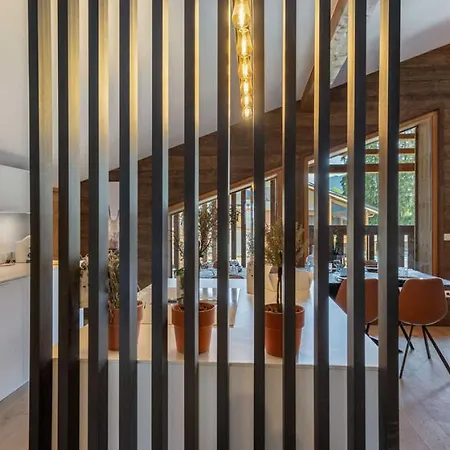 4 Bedroom Duplex With Large Balcony And Parking